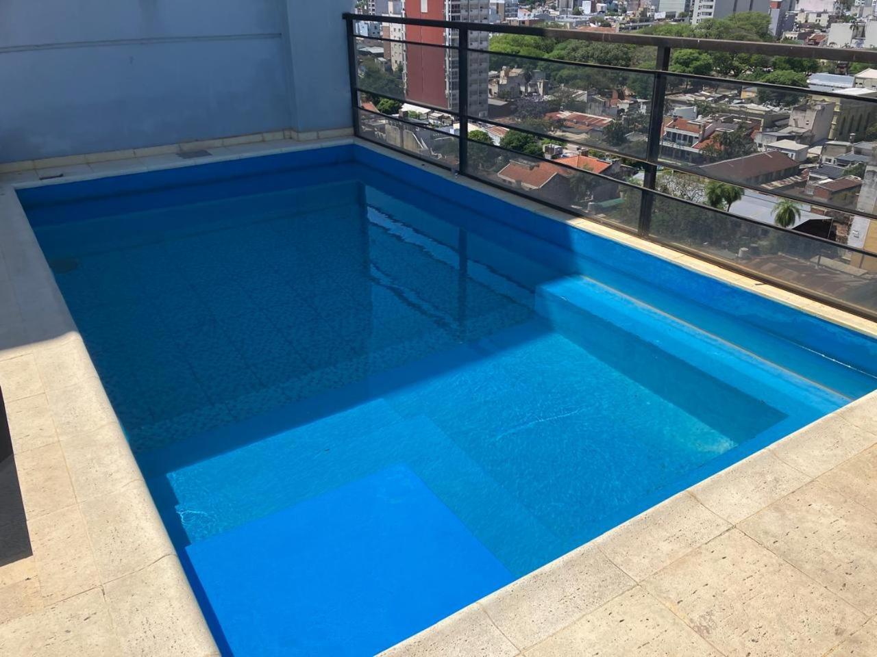Departamento En Pleno Centro De * Corrientes